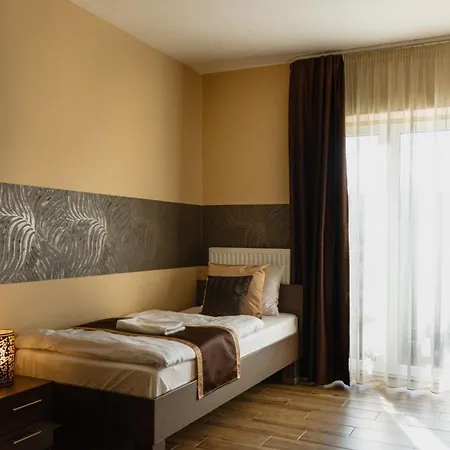 Family Apartment *